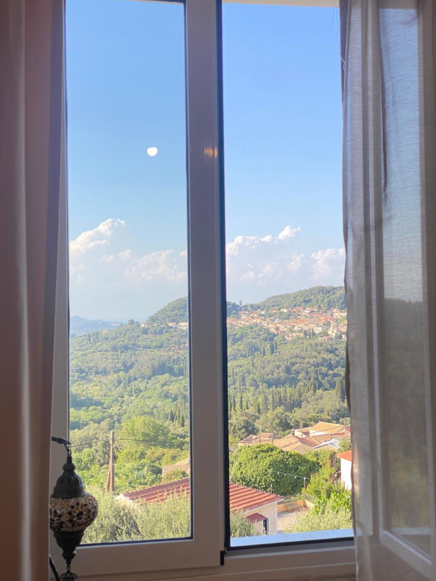 Dinateli - Live Like A Local In Corfu * Kastellanoi (Agios Georgios (Corfu))