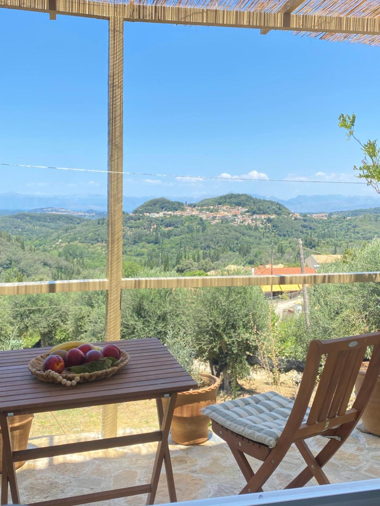 Vakantiehuis Dinateli - Live Like A Local In Corfu